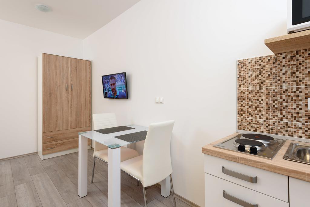 Apartments Robi Trogir Exterior photo